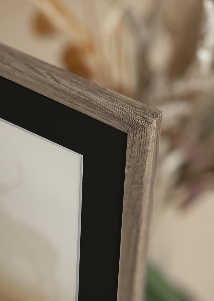 Ram med passepartou Frame Fiorito Walnut 50x60 cm - Picture Mount Black 37x46 cm