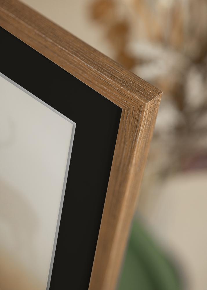 Ram med passepartou Frame Fiorito Dark Oak 50x60 cm - Picture Mount Black 37x46 cm