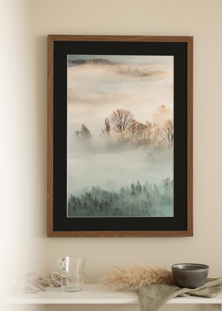 Ram med passepartou Frame Fiorito Dark Oak 50x60 cm - Picture Mount Black 37x46 cm