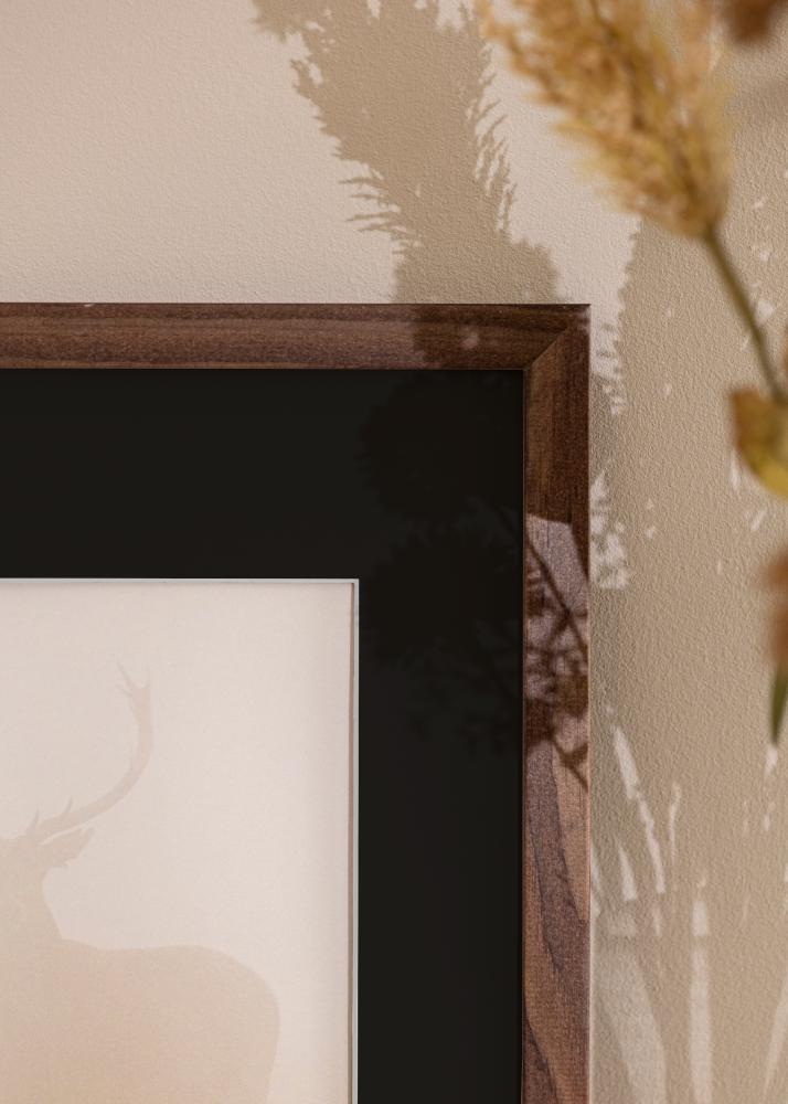 Ram med passepartou Frame Stilren Walnut 45x60 cm - Picture Mount Black 35x50 cm