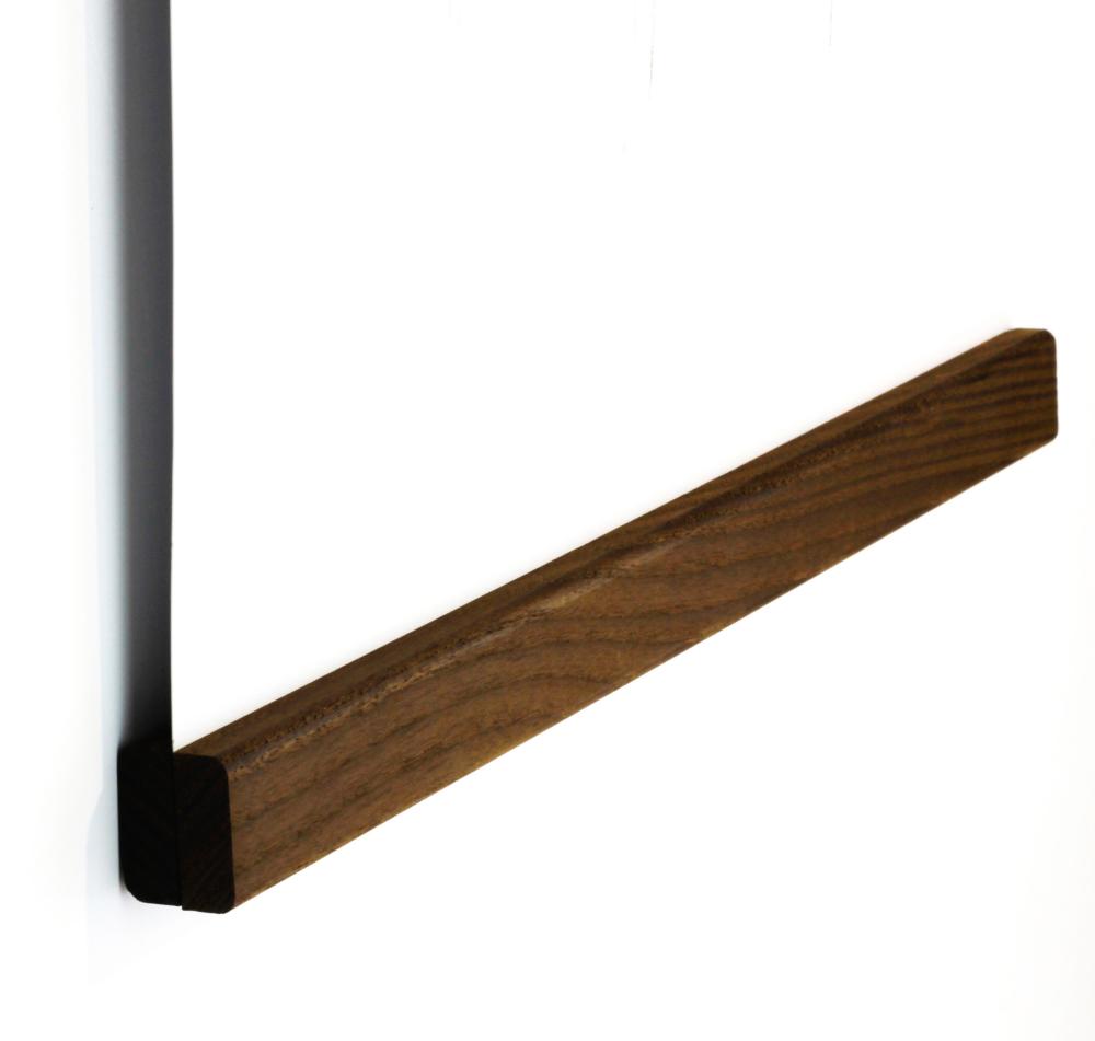 Estancia Poster hangers Walnut - 90 cm