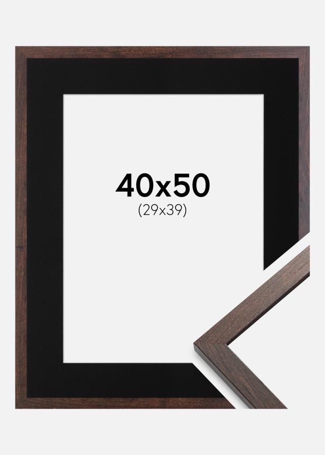 Ram med passepartou Frame Trendy Walnut 40x50 cm - Picture Mount Black 30x40 cm