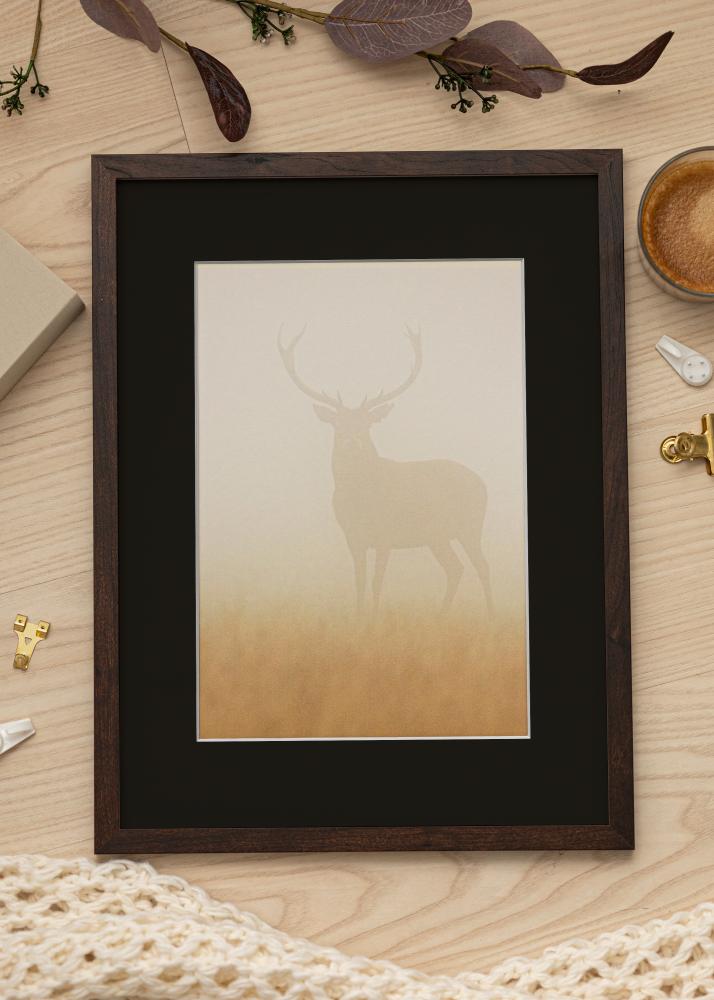 Ram med passepartou Frame Trendy Walnut 40x50 cm - Picture Mount Black 27.5x37 cm