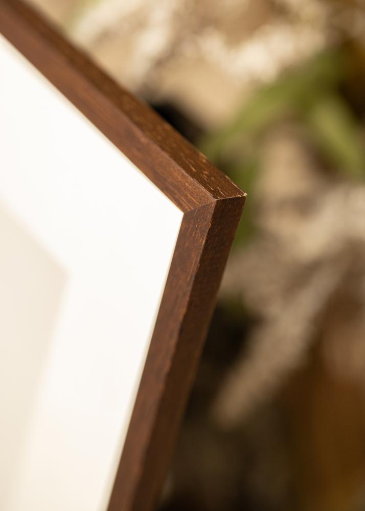 Ram med passepartou Frame Edsbyn Walnut 35x50 cm - Picture Mount White 30x35 cm