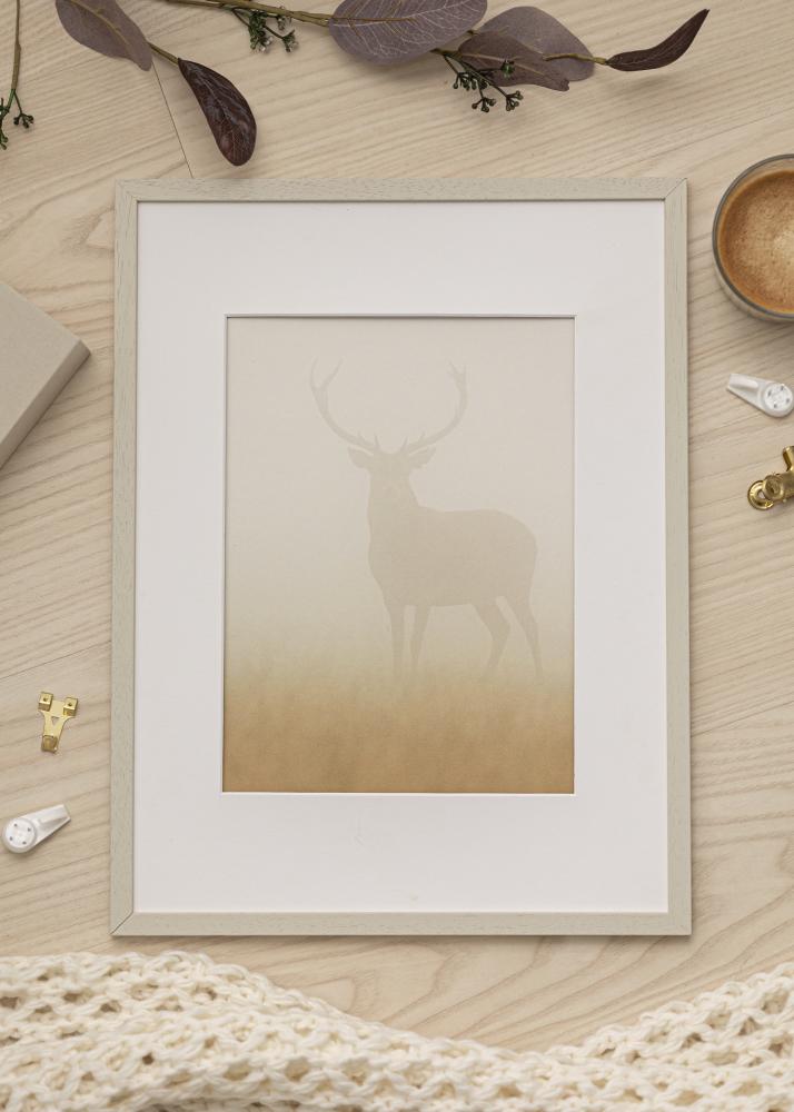 Ram med passepartou Frame Edsbyn Sand 35x50 cm - Picture Mount White 24x30 cm