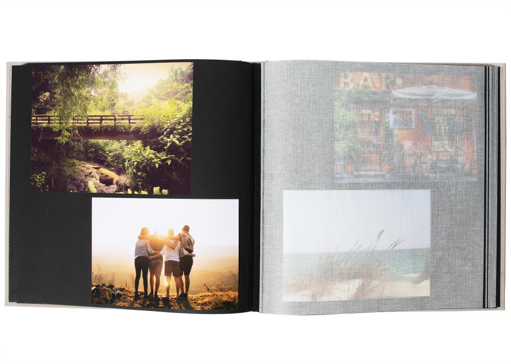 Walther Black & White Photo Album Black - 30x30 cm (50 Black pages / 25 sheets)