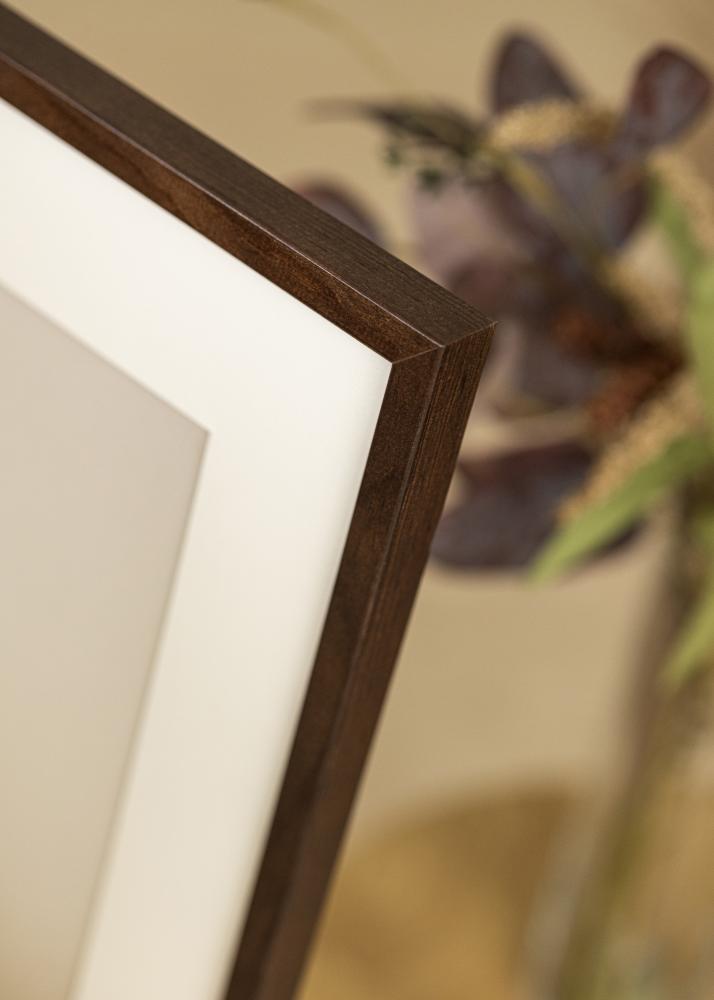 Ram med passepartou Frame E-Line Walnut 30x40 cm - Picture Mount White 20x28 cm