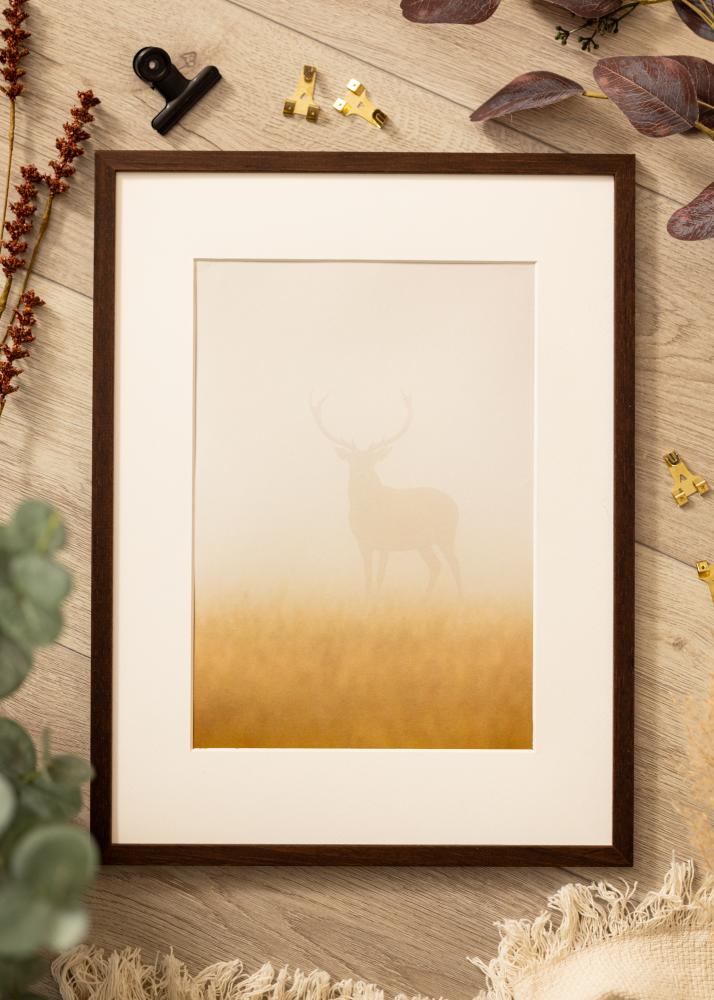 Ram med passepartou Frame Edsbyn Walnut 28x35 cm - Picture Mount White 8x10 inches