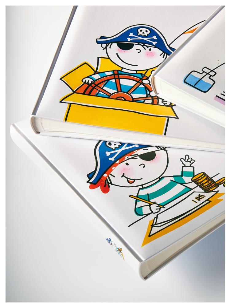 Walther Children's album Pirate School - 28x30.5 cm (50 White pages / 25 sheets)