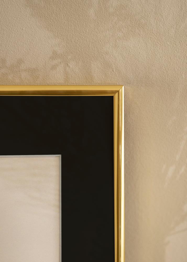 Ram med passepartou Frame Visby Shiny Gold 70x100 cm - Picture Mount Black 62x93 cm