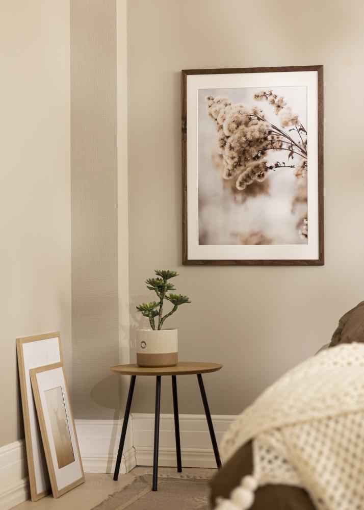 Ram med passepartou Frame Stilren Walnut 70x100 cm - Picture Mount White 24x36 inches