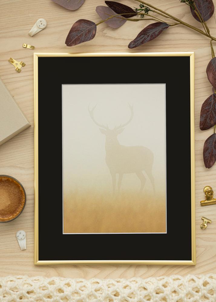 Ram med passepartou Frame New Lifestyle Gold 40x60 cm - Picture Mount Black 32.9x48.3 cm